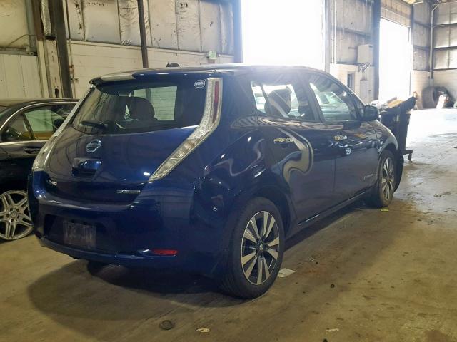 1N4BZ0CP4HC304455 - 2017 NISSAN LEAF S BLUE photo 4