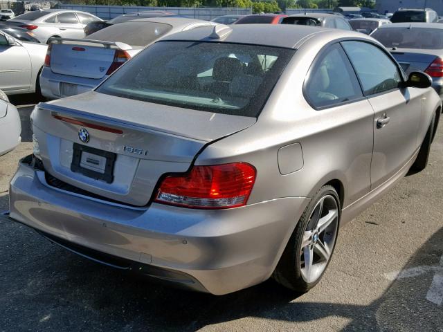 WBAUC73559VK95232 - 2009 BMW 135 I GRAY photo 4