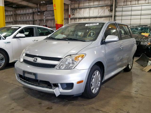 JTKKT604660154770 - 2006 TOYOTA SCION XA SILVER photo 2