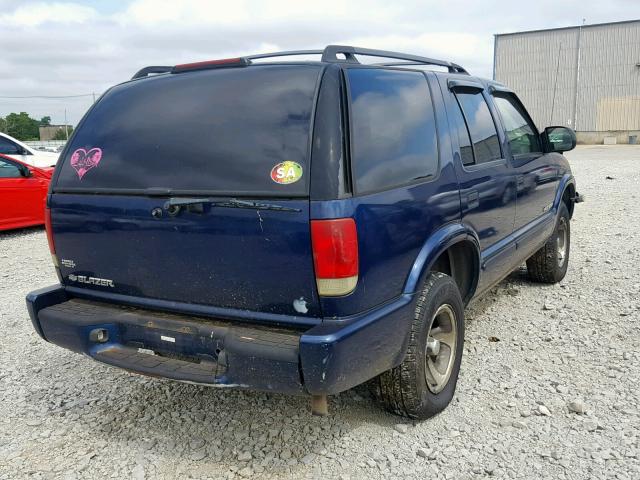 1GNCS13X24K120051 - 2004 CHEVROLET BLAZER BLUE photo 4