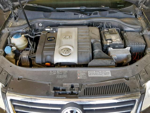 WVWAK73C28E128168 - 2008 VOLKSWAGEN PASSAT KOM CHARCOAL photo 7