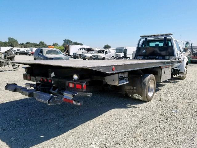 3FRWF6FC0BV433778 - 2011 FORD F650 SUPER WHITE photo 4