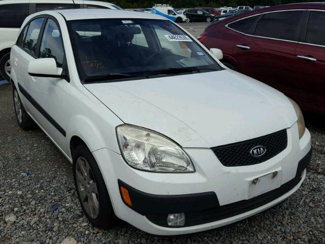 KNADE243696587458 - 2009 KIA RIO 5 SX WHITE photo 1