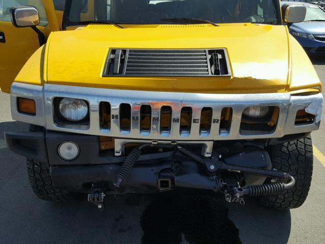 5GRGN23UX3H113596 - 2003 HUMMER H2 YELLOW photo 7
