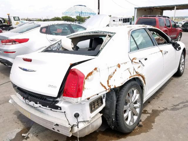 2C3CCAKG2JH268800 - 2018 CHRYSLER 300 LIMITE WHITE photo 4