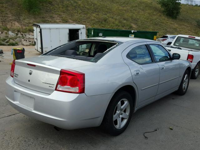 2B3CA3CV0AH243695 - 2010 DODGE CHARGER SX SILVER photo 4