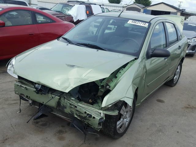 1FAHP34N07W271515 - 2007 FORD FOCUS ZX4 GREEN photo 2