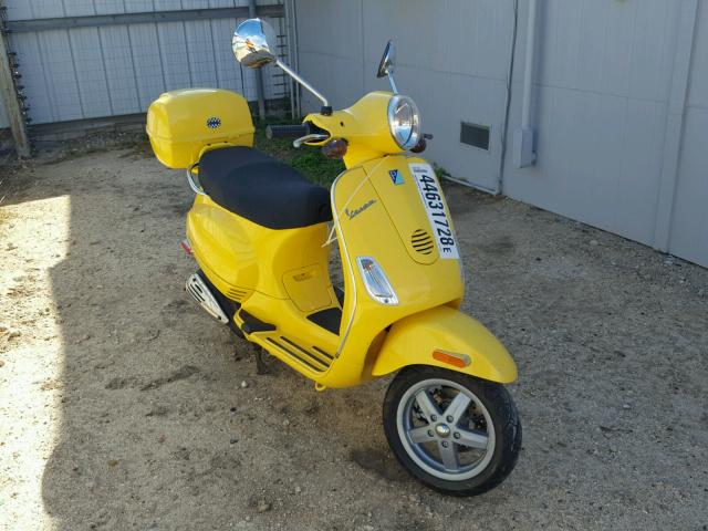 ZAPC386B095010635 - 2009 VESPA LX 50 YELLOW photo 1