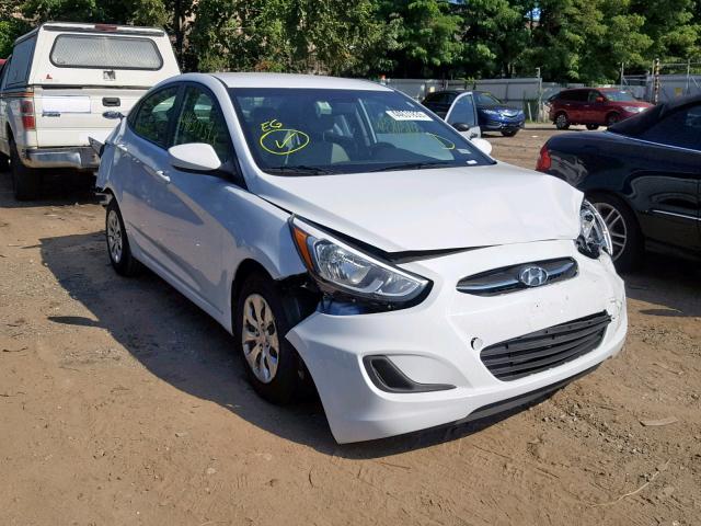 KMHCT4AE3HU375905 - 2017 HYUNDAI ACCENT SE WHITE photo 1