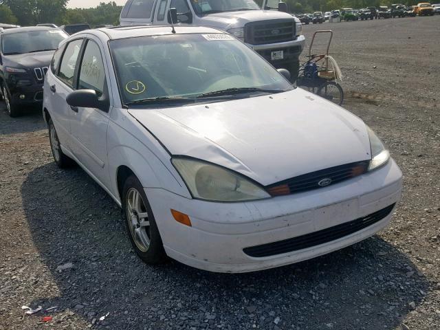 3FAFP37Z13R150026 - 2003 FORD FOCUS ZX5 WHITE photo 1