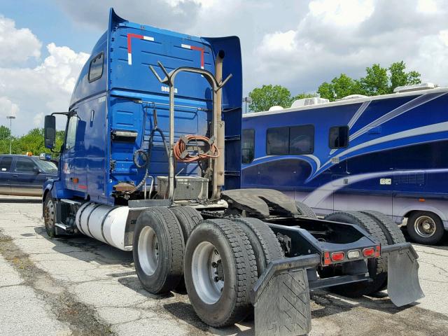 4V4NC9TJ96N447738 - 2006 VOLVO VN VNL BLUE photo 3