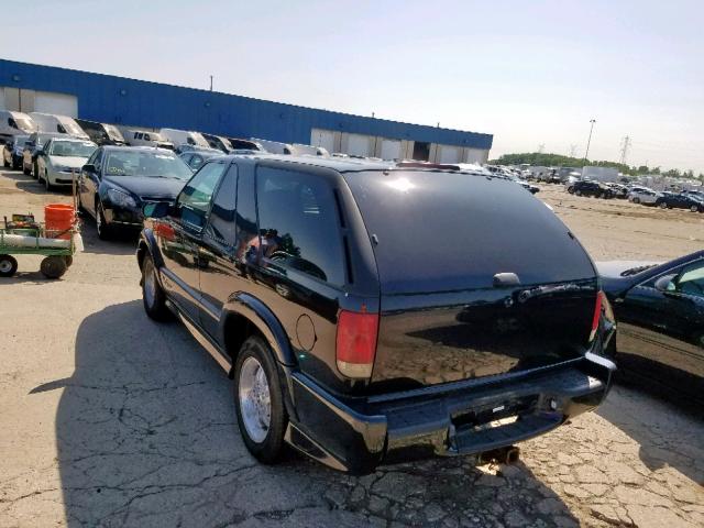 1GNCS18W32K172916 - 2002 CHEVROLET BLAZER BLACK photo 3