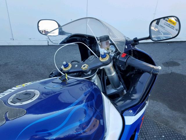 JS1GR7HA332104995 - 2003 SUZUKI GSX-R750 BLUE photo 5