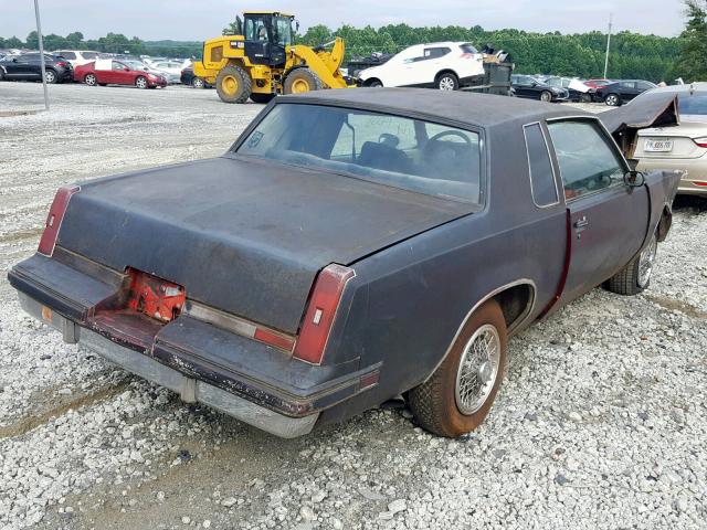 1G3AR47A9BM429276 - 1981 OLDSMOBILE CUTLASS SU BLACK photo 4