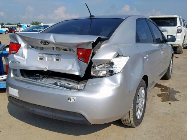 KNAFU4A25C5584762 - 2012 KIA FORTE EX SILVER photo 4