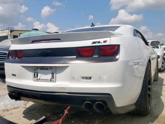 2G1FS1EP7C9800023 - 2012 CHEVROLET CAMARO ZL1 WHITE photo 4