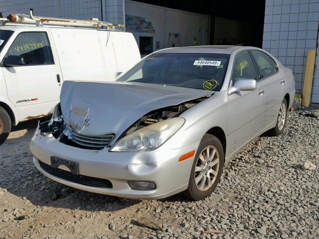 JTHBF30G530137198 - 2003 LEXUS ES 300 SILVER photo 2