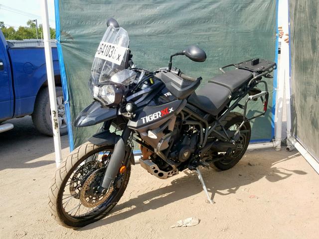 SMTE07BF2FT691749 - 2015 TRIUMPH MOTORCYCLE TIGER 800X BLACK photo 2
