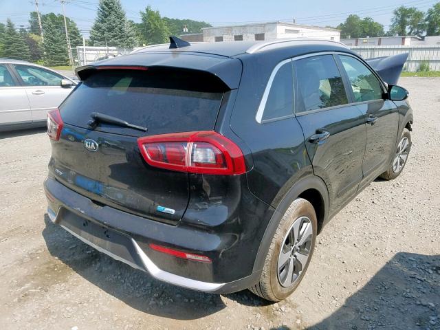 KNDCC3LC0J5175915 - 2018 KIA NIRO EX BLACK photo 4