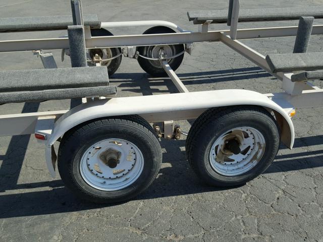 4KUBS22232C114309 - 2002 DHM TRAILER SILVER photo 9