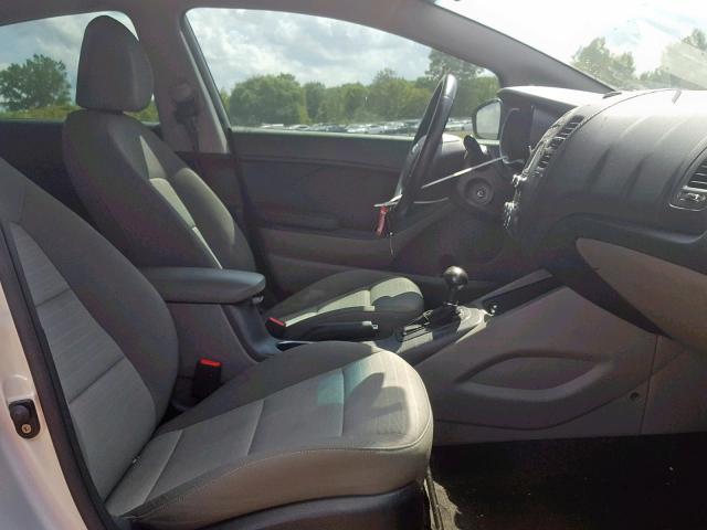 KNAFX4A87E5127918 - 2014 KIA FORTE EX SILVER photo 5