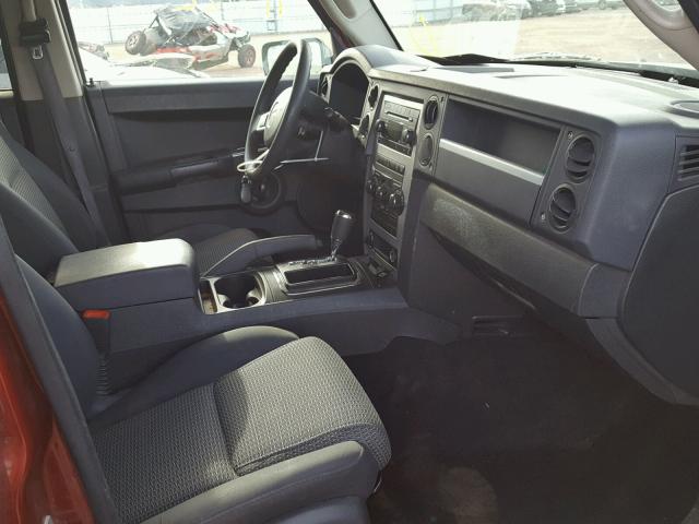 1J8HG48K28C235630 - 2008 JEEP COMMANDER Qırmızı foto 5