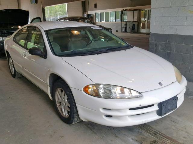 2B3HD46R83H571404 - 2003 DODGE INTREPID S 白色 照片 1