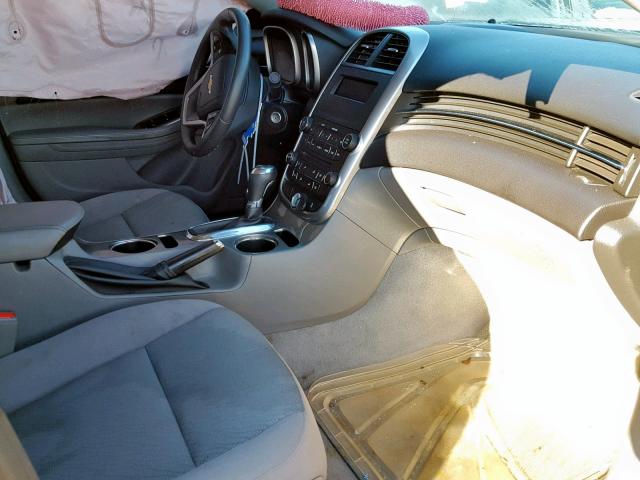 1G11B5SL3FF280627 - 2015 CHEVROLET MALIBU LS ვერცხლისფერი ფოტო 5