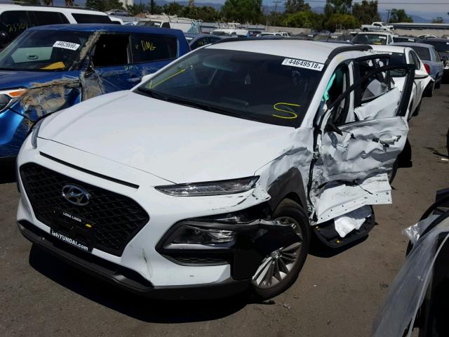 KM8K22AA1JU149254 - 2018 HYUNDAI KONA SEL WHITE photo 2