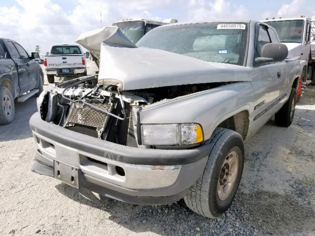 3B7KC23Z8YG124563 - 2000 DODGE RAM 2500 SILVER photo 2