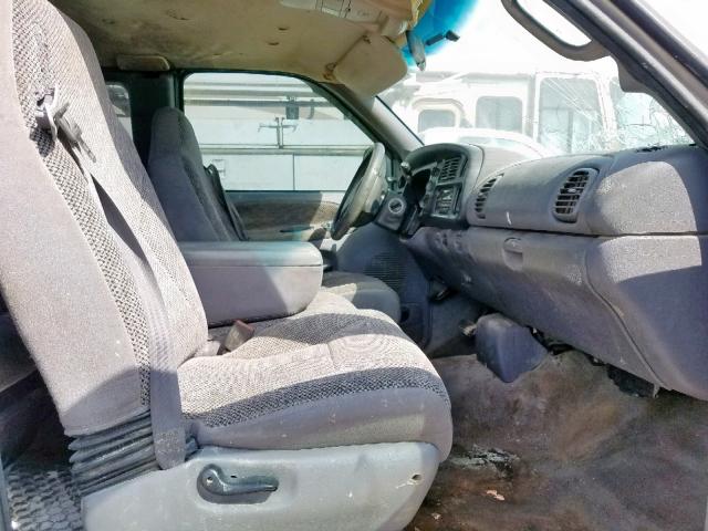 3B7KC23Z8YG124563 - 2000 DODGE RAM 2500 SILVER photo 5