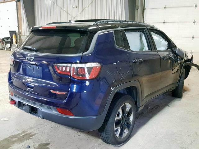 3C4NJDDB9JT231621 - 2018 JEEP COMPASS TR BLUE photo 4