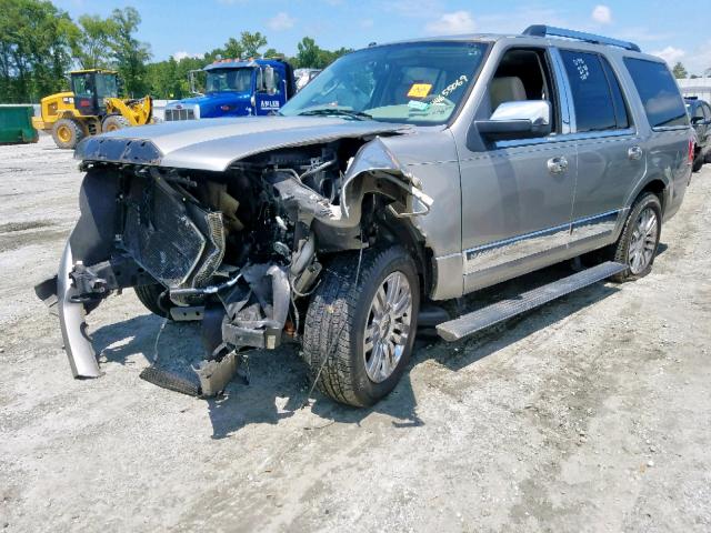 5LMFU275X8LJ12903 - 2008 LINCOLN NAVIGATOR فضي صورة 2