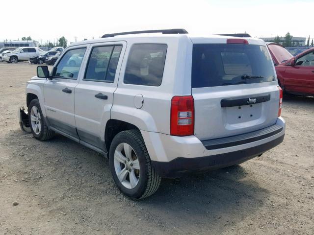 1J4NT2GB1BD129855 - 2011 JEEP PATRIOT SILVER photo 3