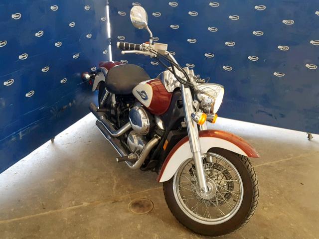 JH2RC44631K501577 - 2001 HONDA VT750 CD2 RED photo 1