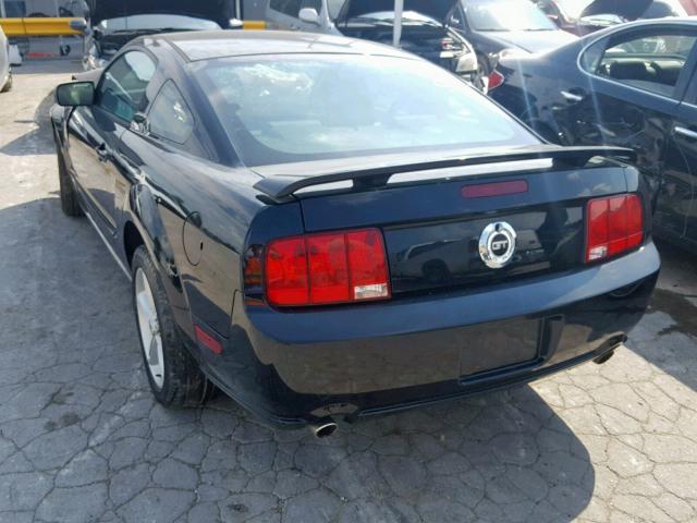 1ZVHT82HX85192924 - 2008 FORD MUSTANG GT BLACK photo 3