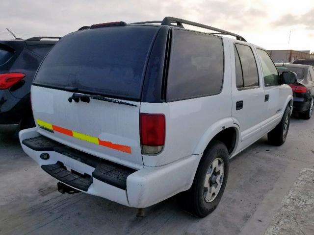 1GNDT13X44K166417 - 2004 CHEVROLET BLAZER WHITE photo 4