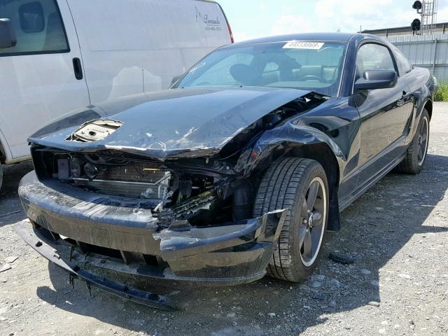 1ZVHT82H885190606 - 2008 FORD MUSTANG GT BLACK photo 2