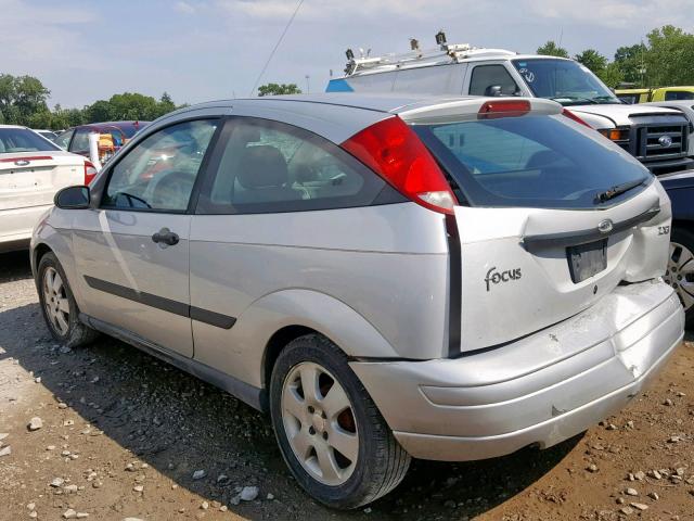 3FAFP31321R251433 - 2001 FORD FOCUS ZX3 SILVER photo 3