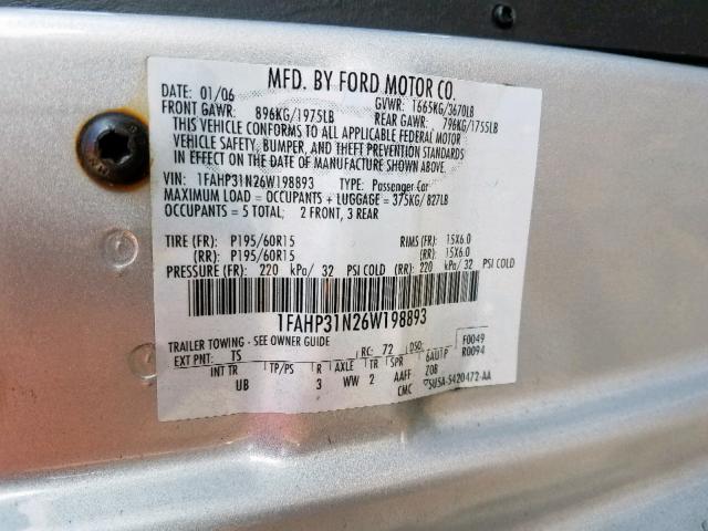 1FAHP31N26W198893 - 2006 FORD FOCUS ZX3 SILVER photo 10