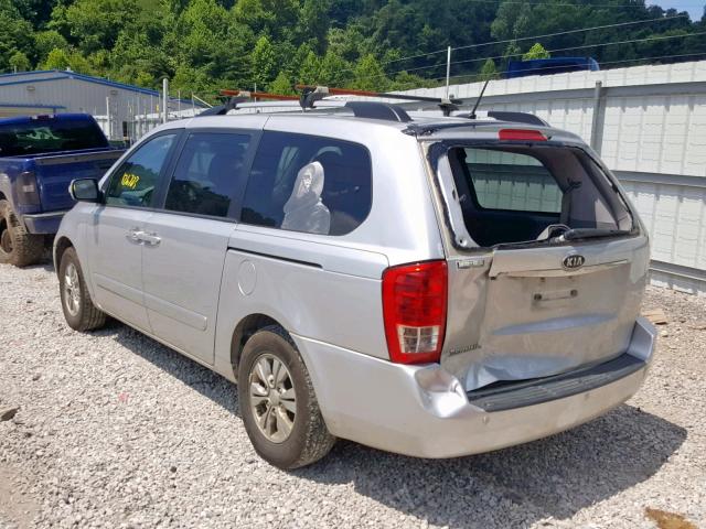 KNDMG4C72C6445662 - 2012 KIA SEDONA LX SILVER photo 3