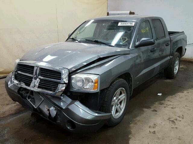 1D7HW28K47S269335 - 2007 DODGE DAKOTA QUA GRAY photo 2