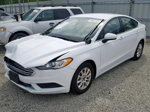 3FA6P0G7XJR195587 - 2018 FORD FUSION S WHITE photo 2