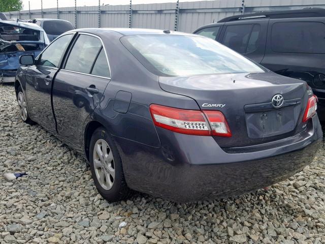 4T4BF3EK4BR133862 - 2011 TOYOTA CAMRY BASE GRAY photo 3