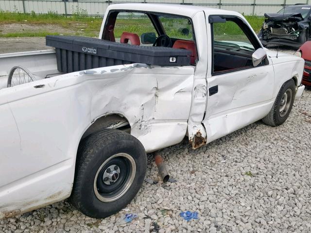 1GTDC14K1NZ538302 - 1992 GMC SIERRA C15 WHITE photo 9