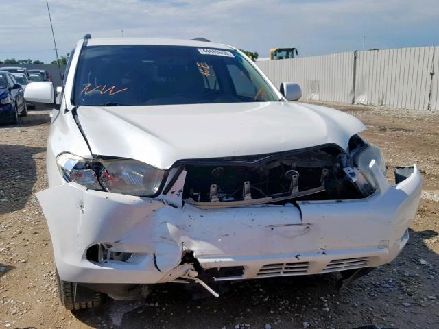 JTEZA3EH4A2010794 - 2010 TOYOTA HIGHLANDER WHITE photo 9