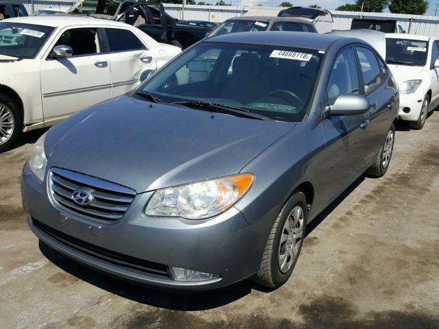 KMHDU4AD8AU862452 - 2010 HYUNDAI ELANTRA BL GRAY photo 2