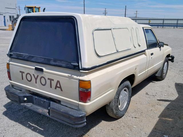 JT4RN50R4F0078715 - 1985 TOYOTA PICKUP 1/2 CREAM photo 4