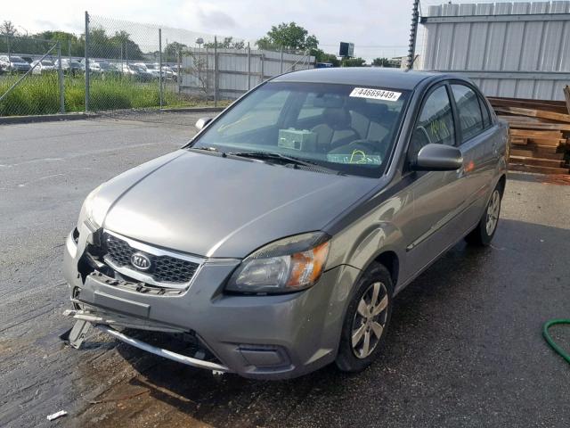 KNADH4A35A6656927 - 2010 KIA RIO LX GRAY photo 2