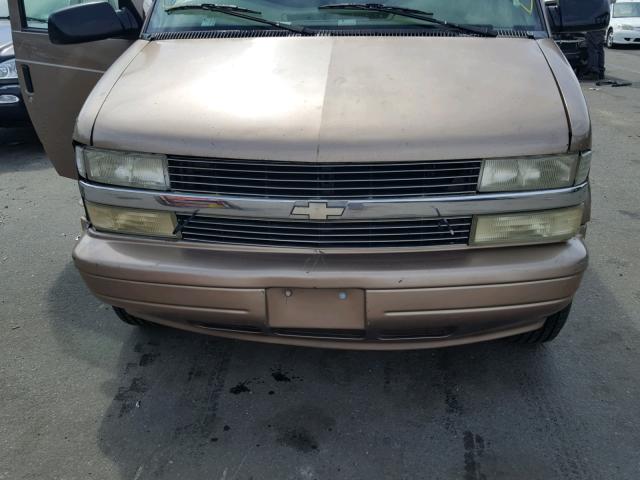 1GNDM19X15B121358 - 2005 CHEVROLET ASTRO BROWN photo 7